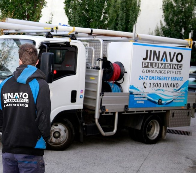 choose jinavo plumbers in glenroy